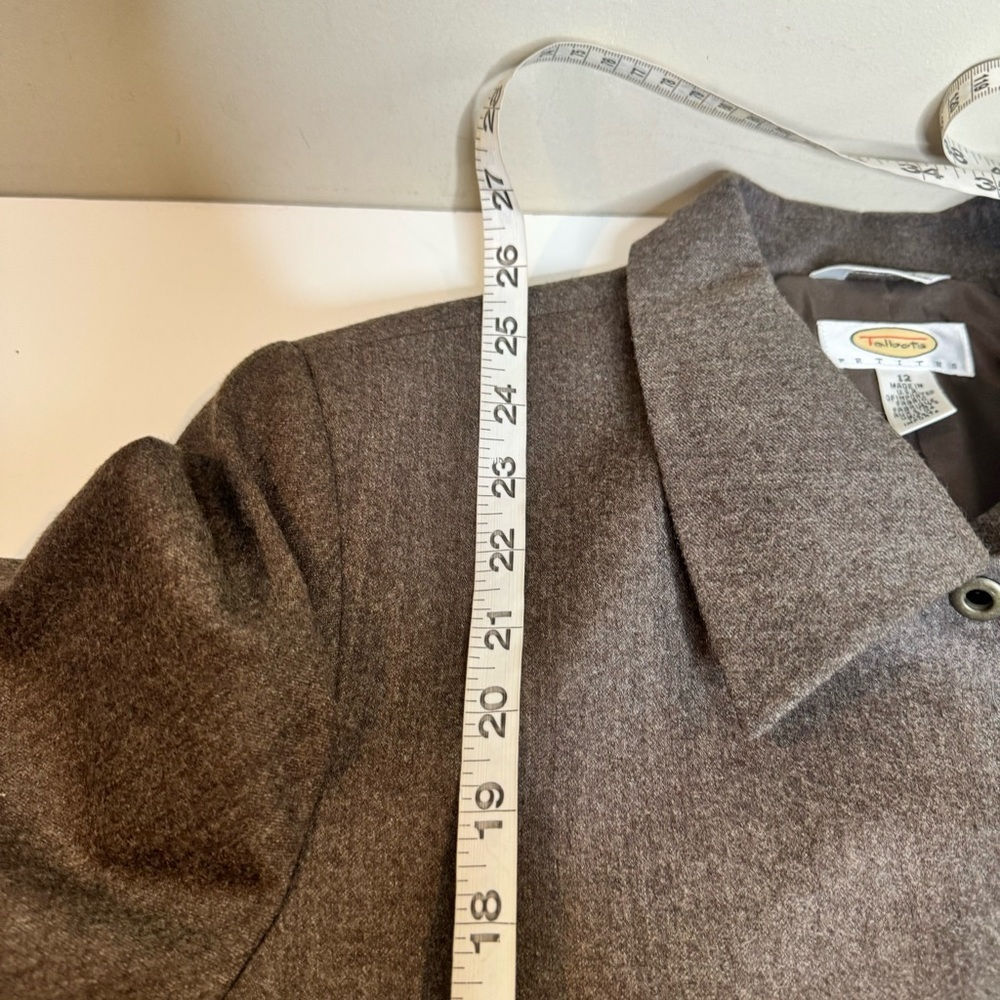 Talbots petite 100% Italian wool suit - Picture 8 of 15
